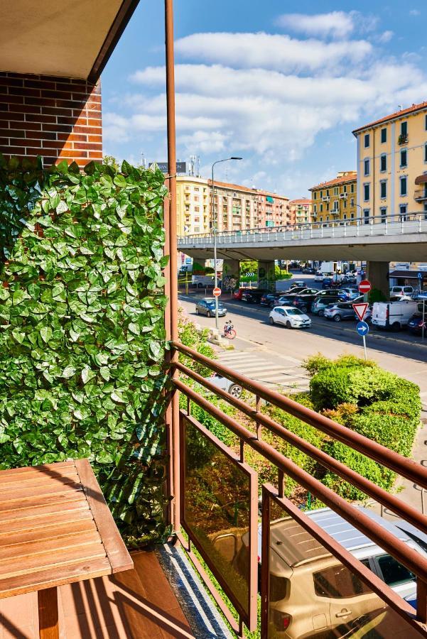 Appartamento L'Antico Casolare - Vicino M3 E Fondazione Prada Milano Esterno foto