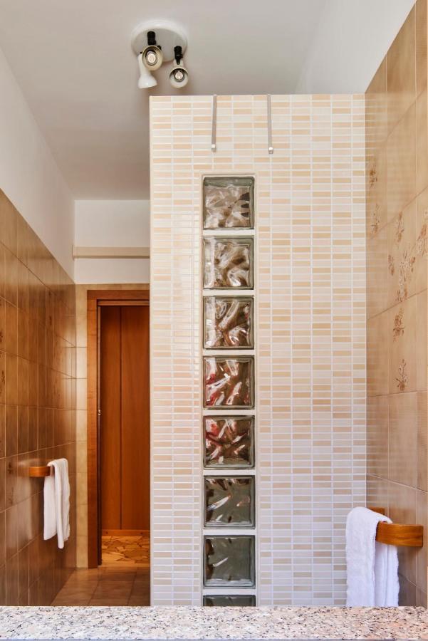 Appartamento L'Antico Casolare - Vicino M3 E Fondazione Prada Milano Esterno foto